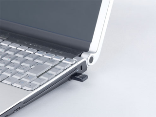 Illustration for article titled Buffalo Draft N Wireless Dongle Makes Your Netbook Look Huge